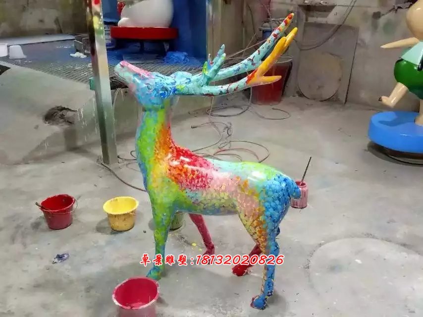 玻璃钢彩色小鹿雕塑，卡通小鹿雕塑