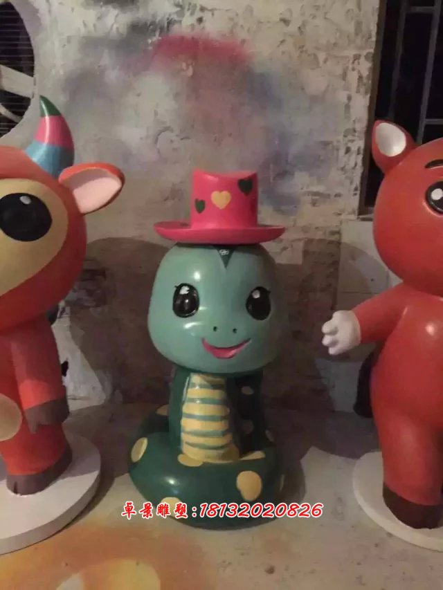 玻璃钢卡通动物雕塑，玻璃钢小动物雕塑
