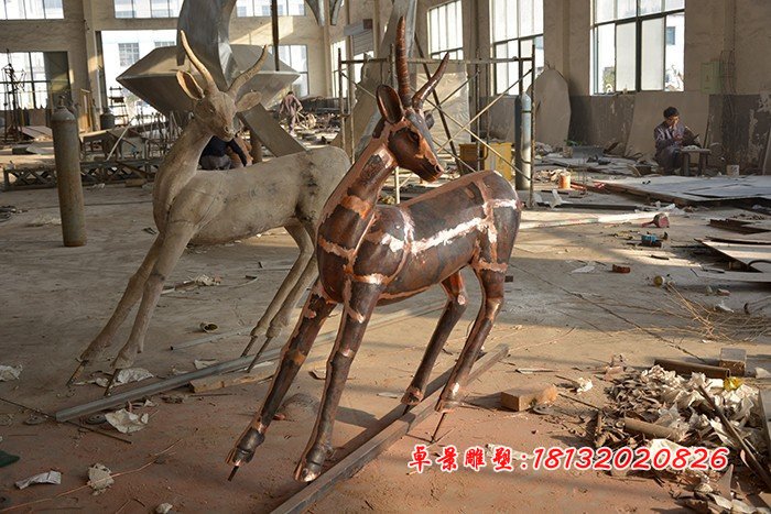 小鹿铜雕，铸铜小鹿铜雕