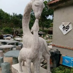 长颈鹿石雕，公园动物雕塑