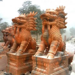 麒麟石雕，晚霞红麒麟石雕