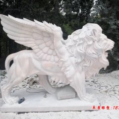 飞狮石雕，晚霞红飞狮雕塑