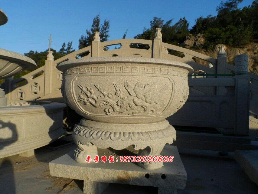 石头香炉，石雕香炉雕塑