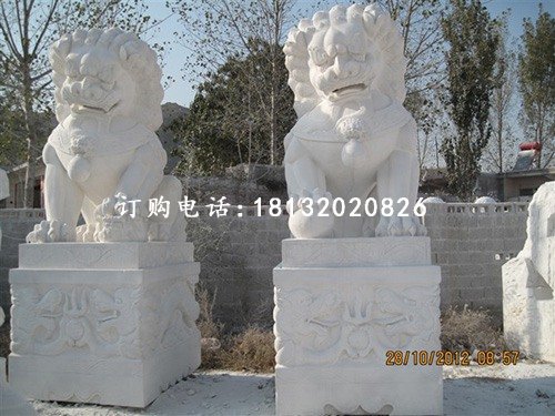 汉白玉石狮子雕塑，石头狮子雕塑