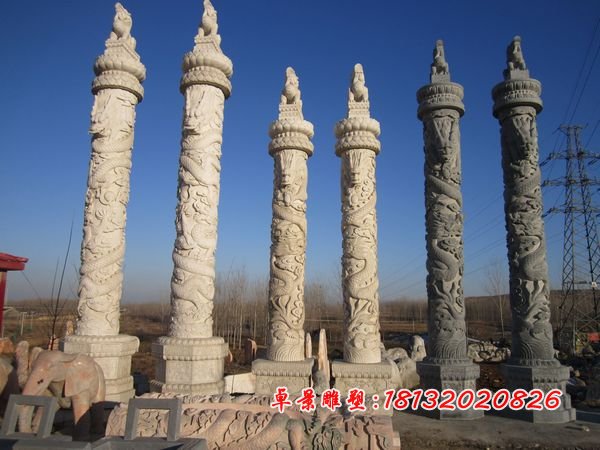 石龙柱，盘龙柱