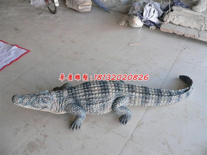 玻璃钢鳄鱼雕塑，玻璃钢仿真雕塑 (2)