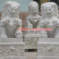 汉白玉石狮子雕塑，石雕看门狮
