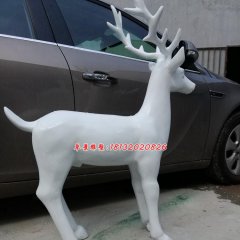 玻璃钢驯鹿雕塑，玻璃钢商场雕塑