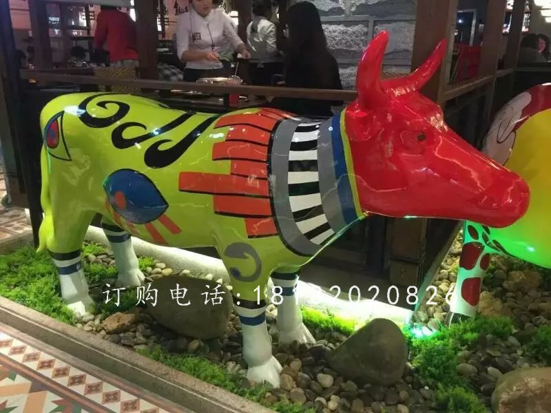 玻璃钢小牛，彩绘玻璃钢动物雕塑 (5)