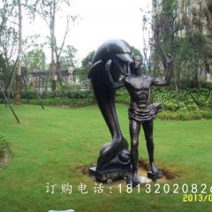 人与海豚铜雕，和谐铜雕，公园景观雕塑
