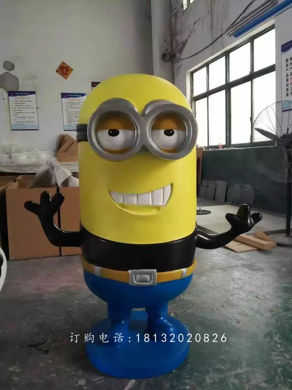 玻璃钢小黄人，玻璃钢卡通雕塑