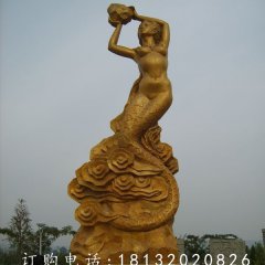 女娲补天石雕，广场女娲补天石雕