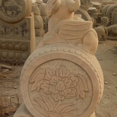 门墩石雕，晚霞红抱鼓石