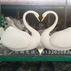 白天鹅雕塑，玻璃钢天鹅动物雕塑