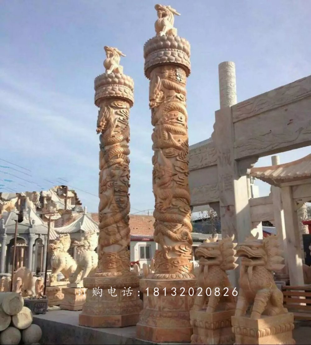 盘龙柱石雕，晚霞红盘龙柱