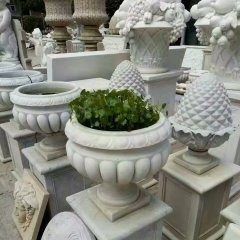 汉白玉花盆石雕，别墅石花盆雕塑