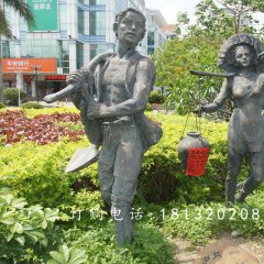 夫妻挑水铜雕，公园人物铜雕