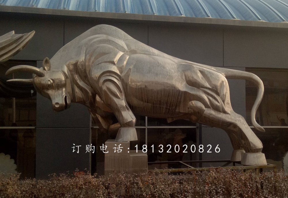 不锈钢拓荒牛雕塑，不锈钢动物雕塑