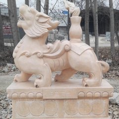 福星高照貔貅雕塑，晚霞红神兽石雕