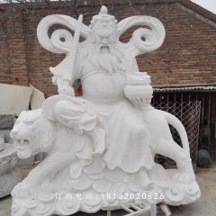 骑虎财神石雕，汉白玉武财神雕塑