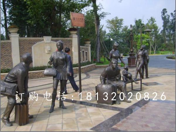 旅行者铜雕，广场现代人物铜雕