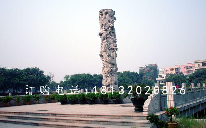 广场盘龙柱石雕，大理石柱子