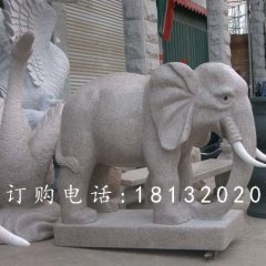 大理石小象，公园大象石雕