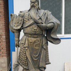 持刀关公铜雕，寺庙铜关公