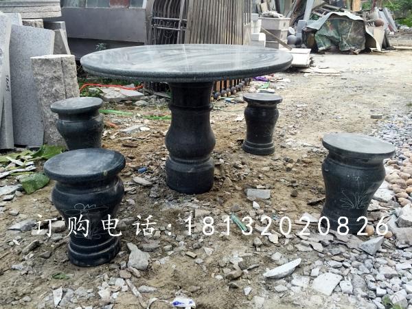 黑色石桌椅，公园桌椅石雕