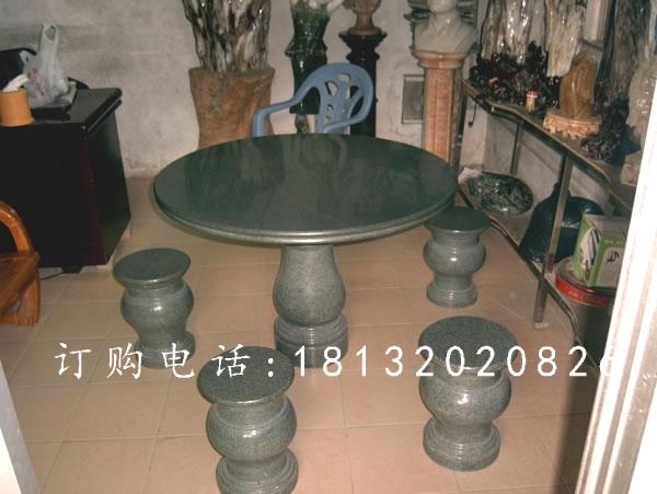 石桌凳，圆桌圆凳