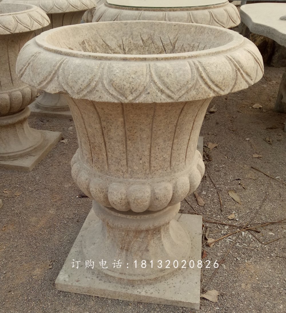 砂岩花盆，公园花盆石雕