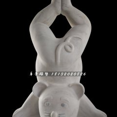 倒立的老鼠石雕，卡通动物石雕