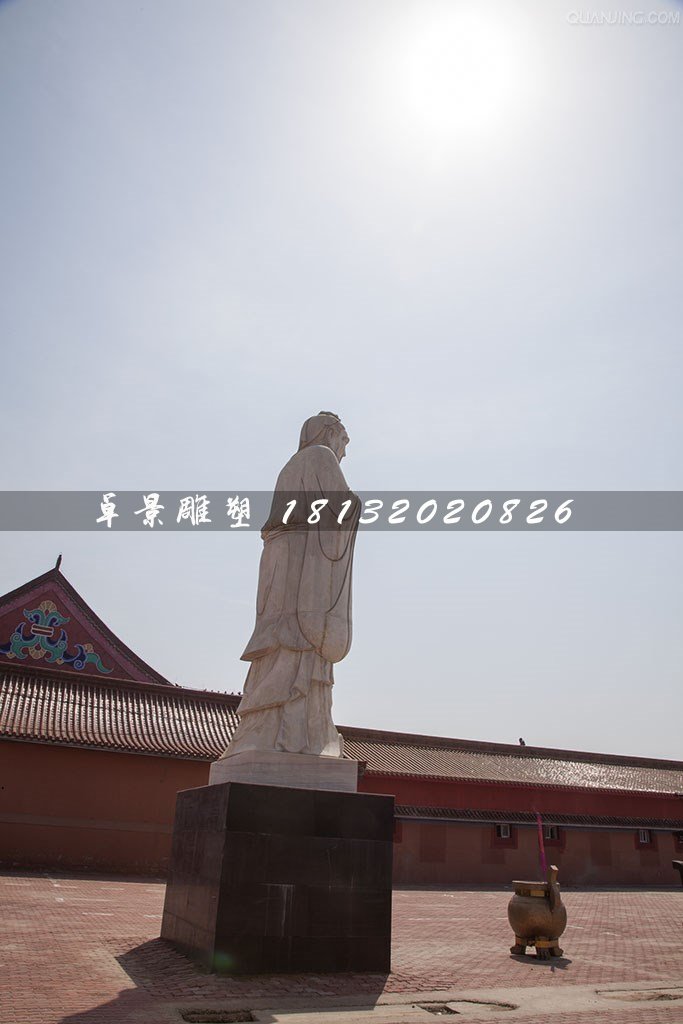 石雕孔子，校园古代名人石雕 (1)
