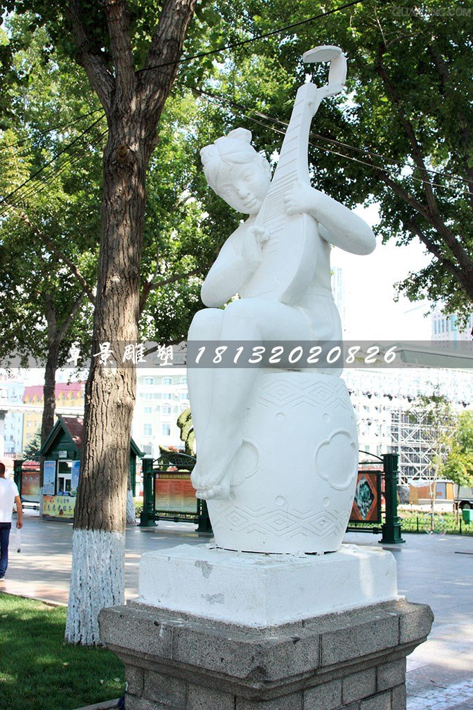小女孩弹琵琶石雕，公园景观石雕 (2)