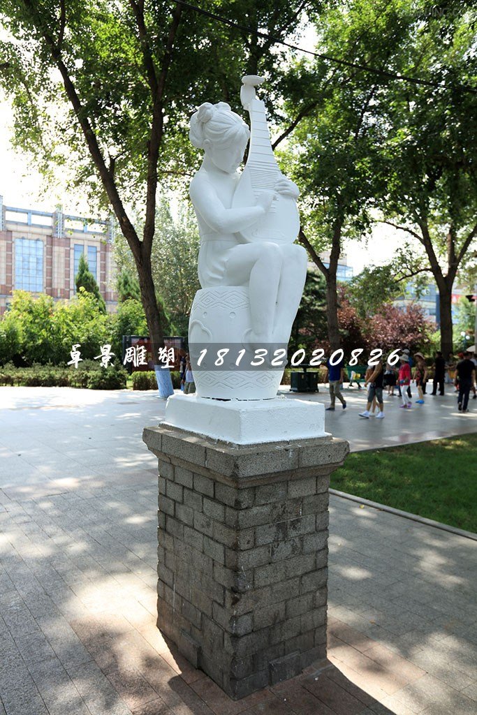 小女孩弹琵琶石雕，公园景观石雕