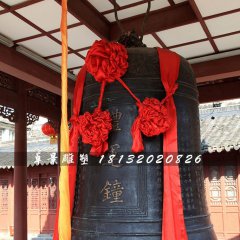 钟雕塑，广场铜钟雕塑