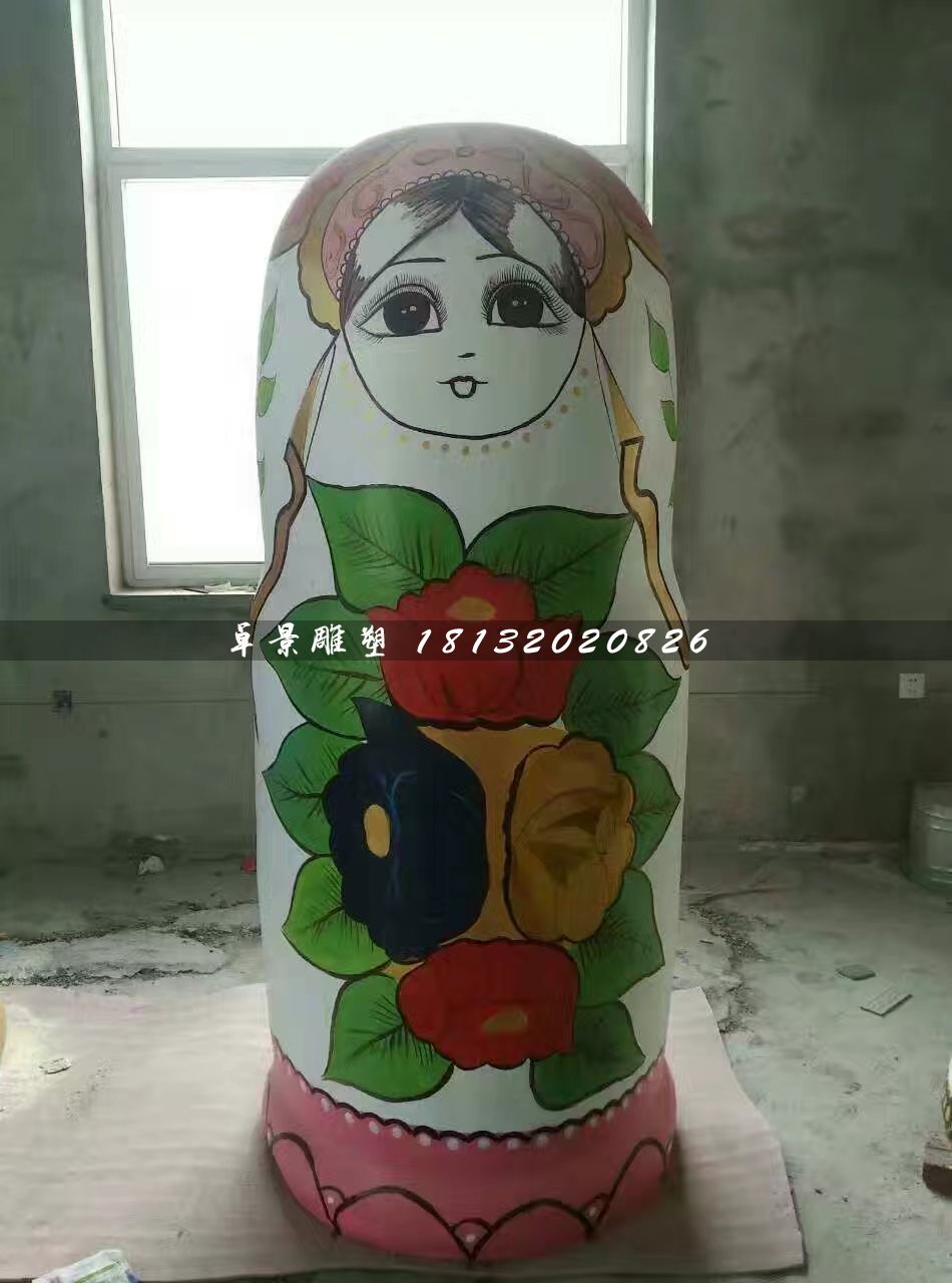彩绘套娃雕塑，玻璃钢卡通雕塑 (2)