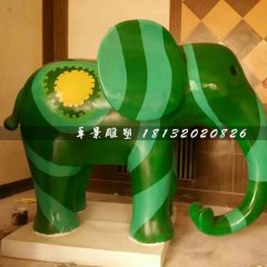 卡通小象雕塑，玻璃钢彩绘动物雕塑
