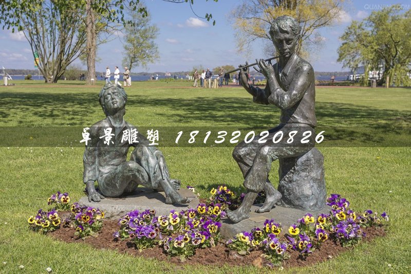 吹笛子铜雕，公园景观铜雕