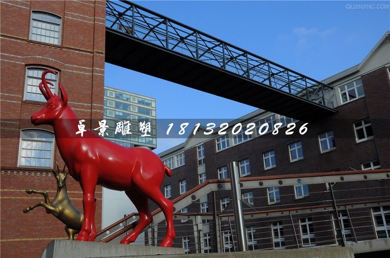 鹿雕塑，玻璃钢动物雕塑