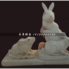小白兔吃胡萝卜石雕，公园动物石雕
