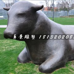 卧着的牛铜雕，公园抽象动物雕塑