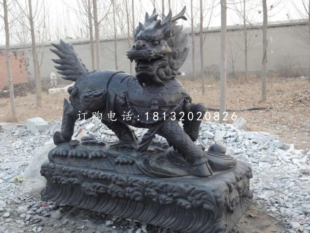 招财麒麟石雕，青石神兽