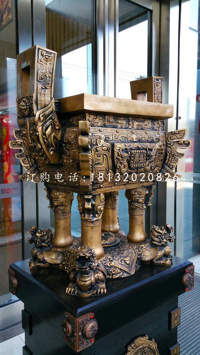 鼎盛鼎，铸铜鼎雕塑
