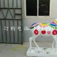 彩绘山羊雕塑，玻璃钢动物雕塑