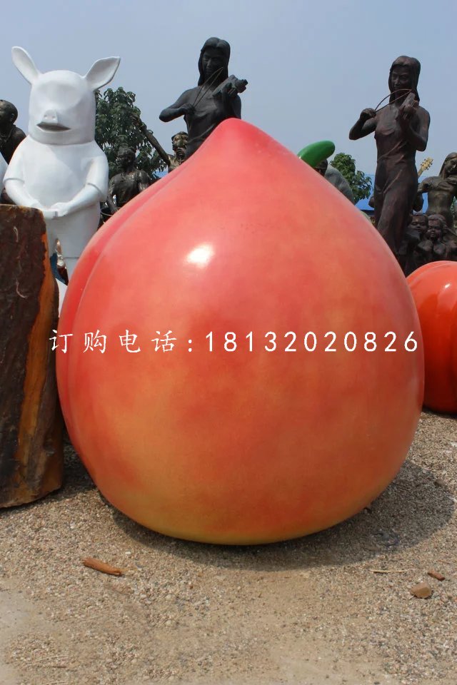 玻璃钢桃子雕塑，仿真水果雕塑