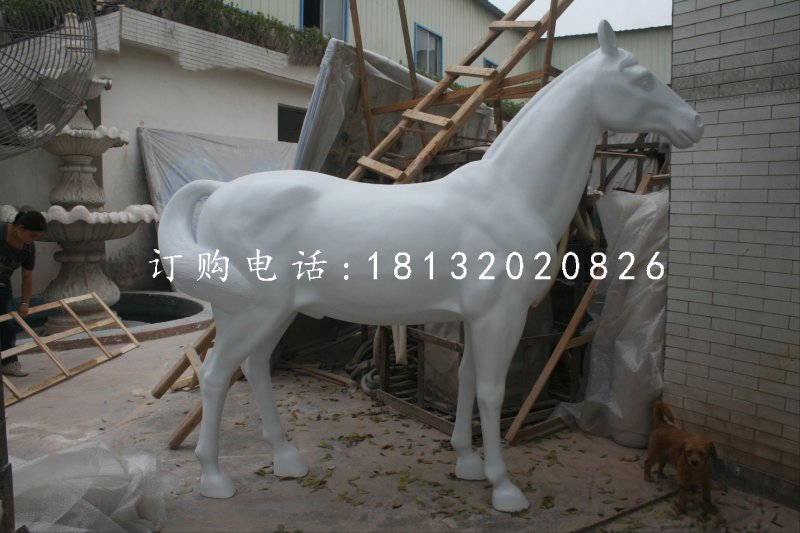 白马雕塑，公园玻璃钢动物雕塑