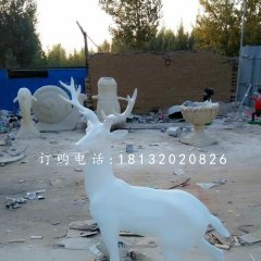 白色的小鹿雕塑，玻璃钢动物雕塑
