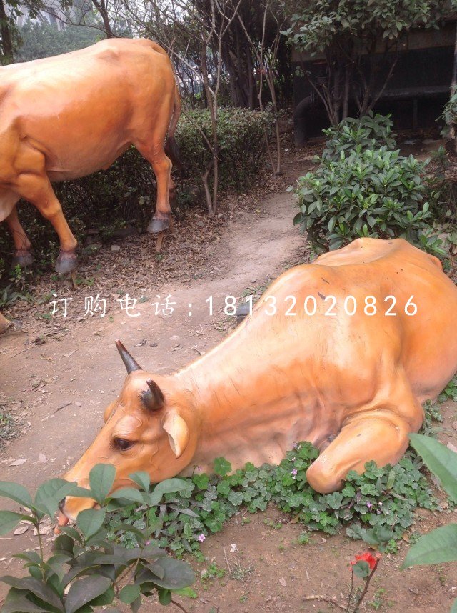 玻璃钢黄牛，公园动物雕塑