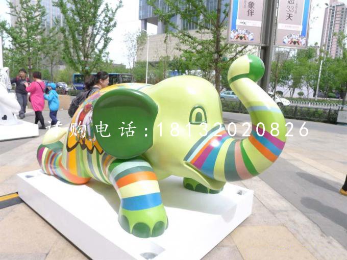 玻璃钢彩绘动物，小象雕塑